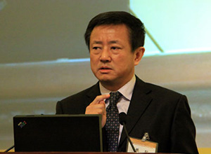 樊纲个人简介 樊纲个人简介