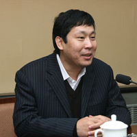 董振华个人简介 _理论专家 _光明网