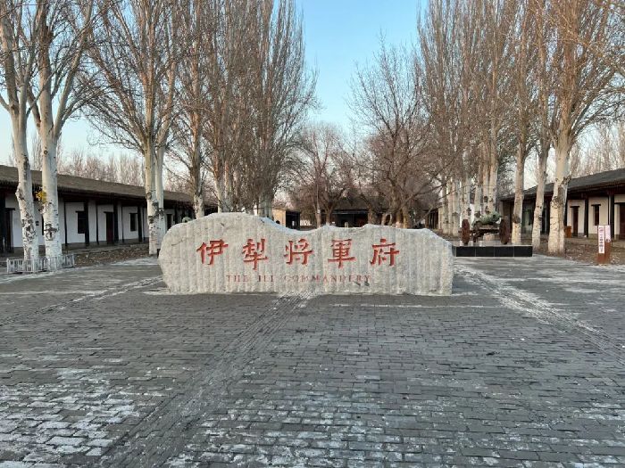 从茫茫戈壁到烟雨江南，每一片土地都见证了多元文化的和谐共生