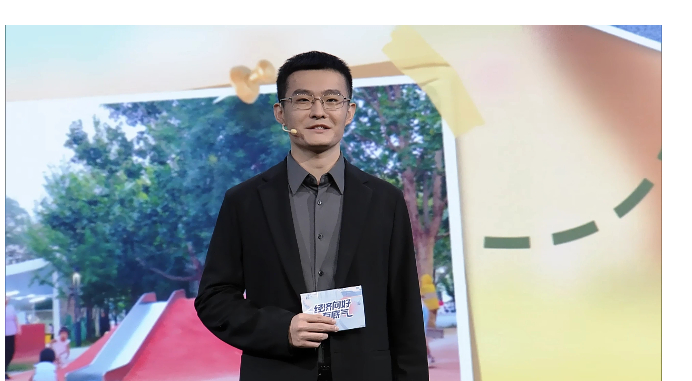 【理响中国·铿锵有理|经济向好有底气】风险化解了，好日子就稳了