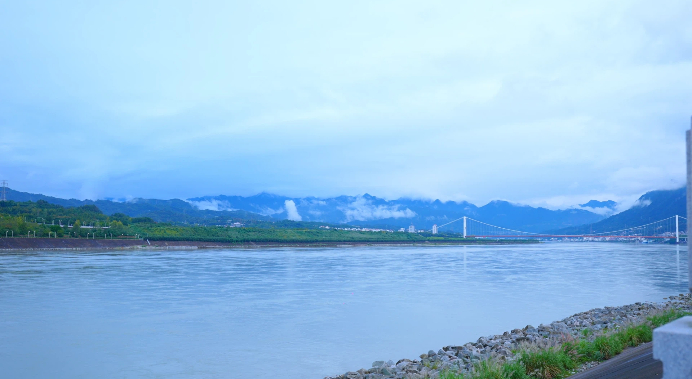 【理响中国·薪火“燃”青春】千年江涛遇上青春创意 三峡文化C位出道 【理响中国·薪火“燃”青春】千年江涛遇上青春创意 三峡文化C位出道