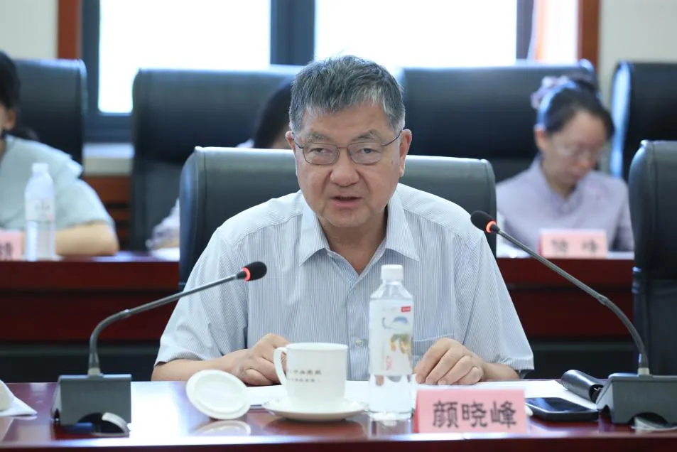 中央党校（国家行政学院）报刊社举办“推进党的创新理论体系化学理化研究阐释”座谈会